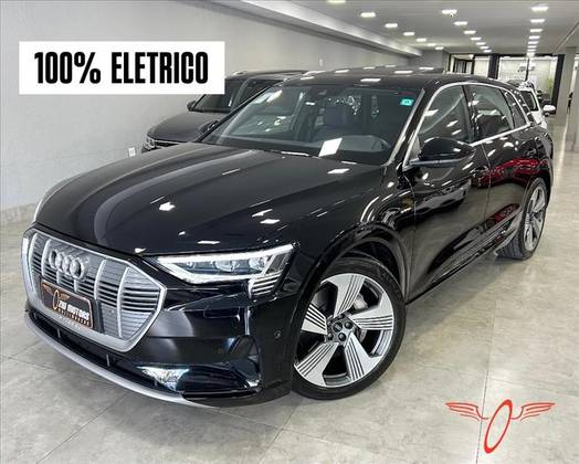 AUDI E-TRON ELÉTRICO PERFORMANCE QUATTRO AUDI E-TRON ELÉTRICO PERFORMANCE QUATTRO